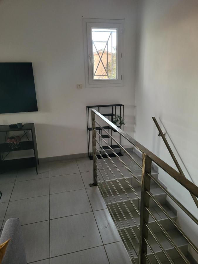 Appartement Avec Exterieur Aigues-Mortes Exterior foto